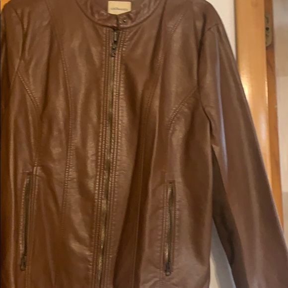 Jacket - Picture 1 of 6